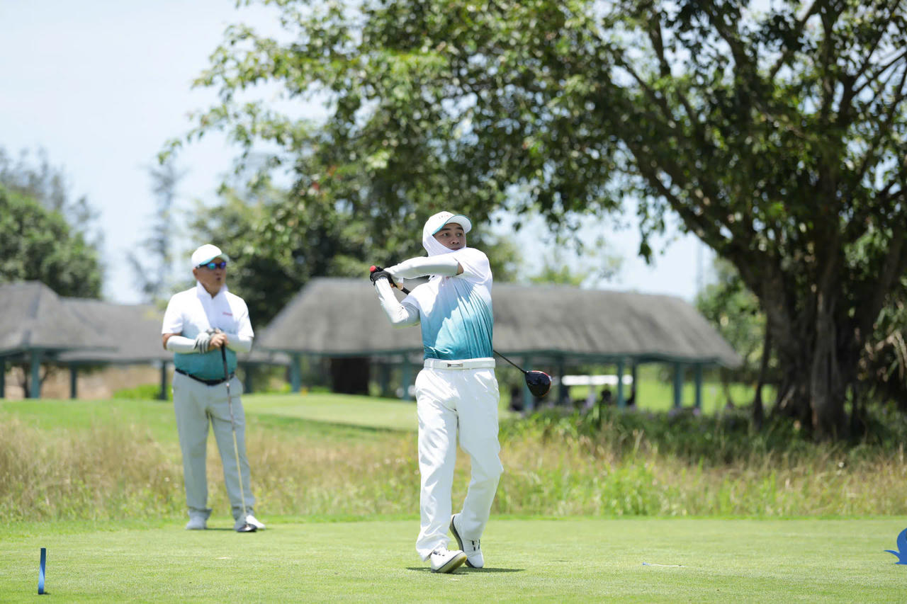 140 golfer tham dự lễ khai mạc Golf Championship Ph&aacute;p luật Việt Nam &ndash; Kết nối doanh nh&acirc;n 2026