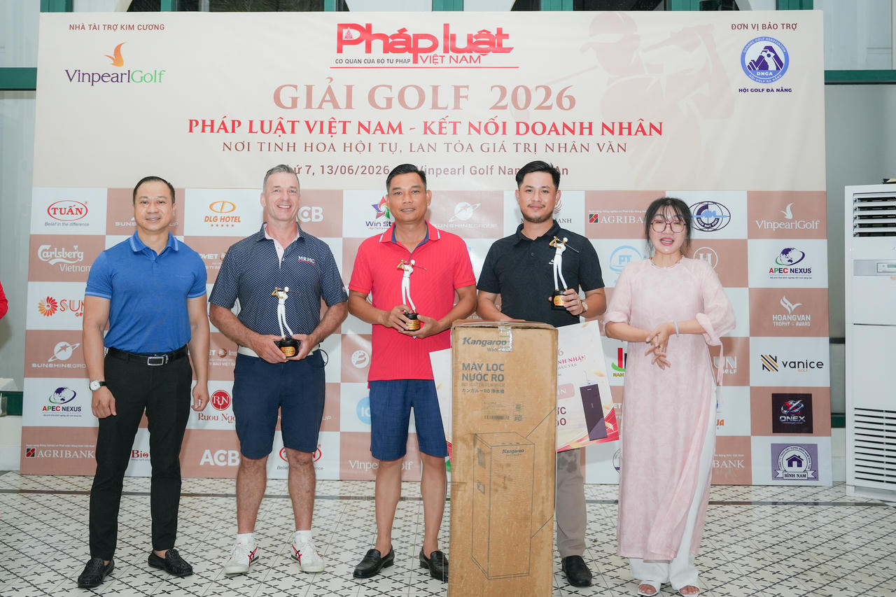 Đ&ecirc;m Gala t&ocirc;n vinh c&aacute;c golfer xuất sắc tại Golf Championship Ph&aacute;p luật Việt Nam &ndash; Kết nối Doanh nh&acirc;n 2026