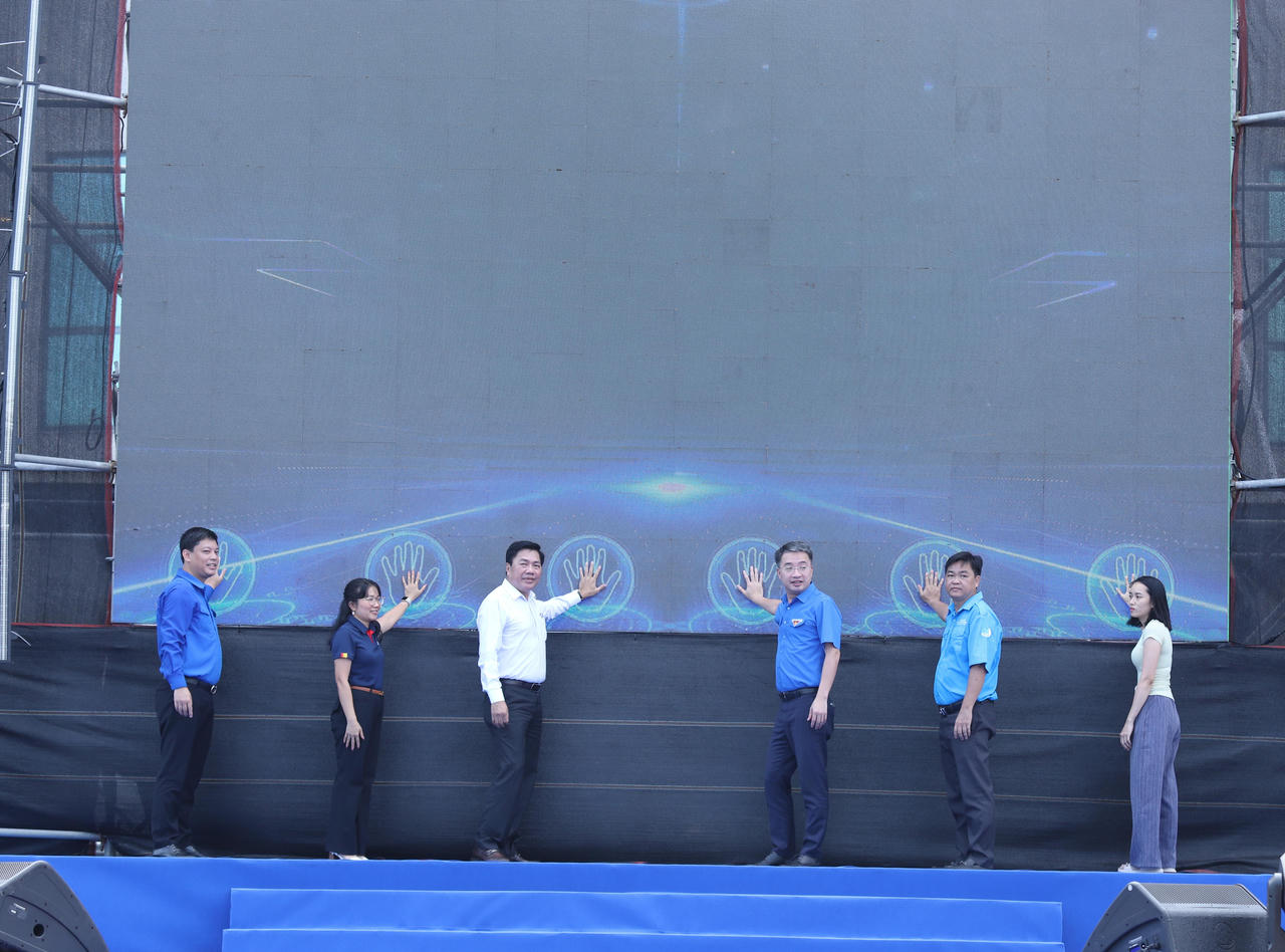 Lễ khai mạc Ng&agrave;y hội tại TP Hồ Ch&iacute; Minh s&aacute;ng 14/6