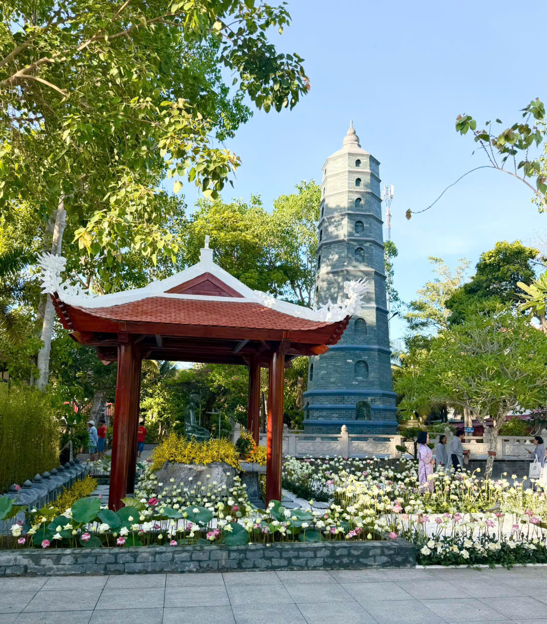 Kh&aacute;nh th&agrave;nh Đền Thờ tượng Phật Ho&agrave;ng Trần Nh&acirc;n T&ocirc;ng tại Thiền Viện Tr&uacute;c L&acirc;m Phương Nam Cần Thơ