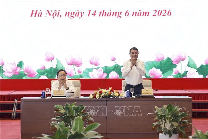 Ch&uacute; th&iacute;ch ảnh