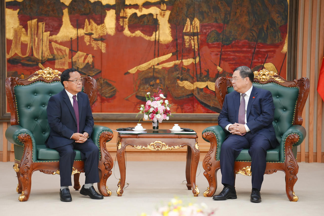 Ph&oacute; Thủ tướng Thường trực Ch&iacute;nh phủ Phạm Gia T&uacute;c đề nghị hai Bộ Tư ph&aacute;p&nbsp;tăng cường phối hợp triển khai c&oacute; hiệu quả c&aacute;c Thỏa thuận cấp cao giữa hai Đảng. Ảnh: P.Mai