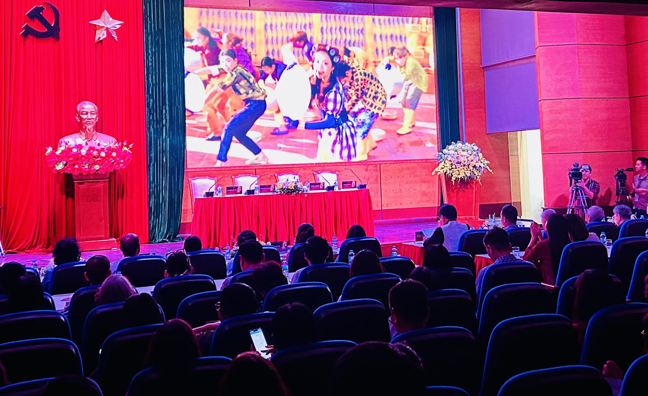 Giải thưởng Quảng c&aacute;o s&aacute;ng tạo Việt Nam - Vạn Xu&acirc;n Awards 2026 kỳ vọng lan tỏa những c&acirc;u chuyện đẹp về văn h&oacute;a, con người v&agrave; tinh thần Việt Nam bằng ng&ocirc;n ngữ quảng c&aacute;o s&aacute;ng tạo (ảnh T.Dương).