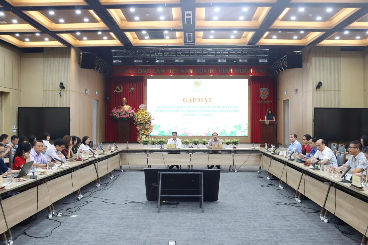 Quang cảnh cuộc gặp