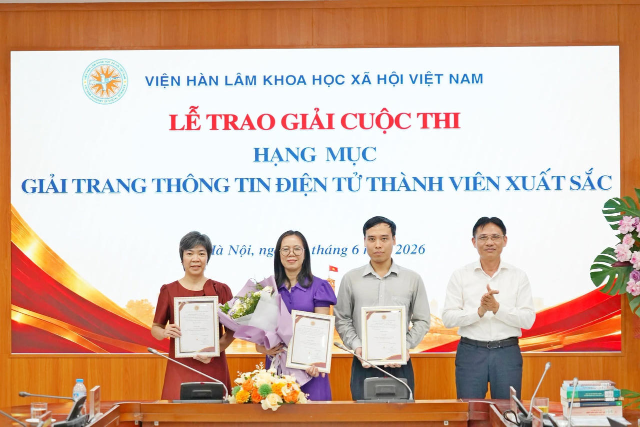 Phát huy vai trò của tạp chí, truyền thông và xuất bản trong kỷ nguyên phát triển mới
