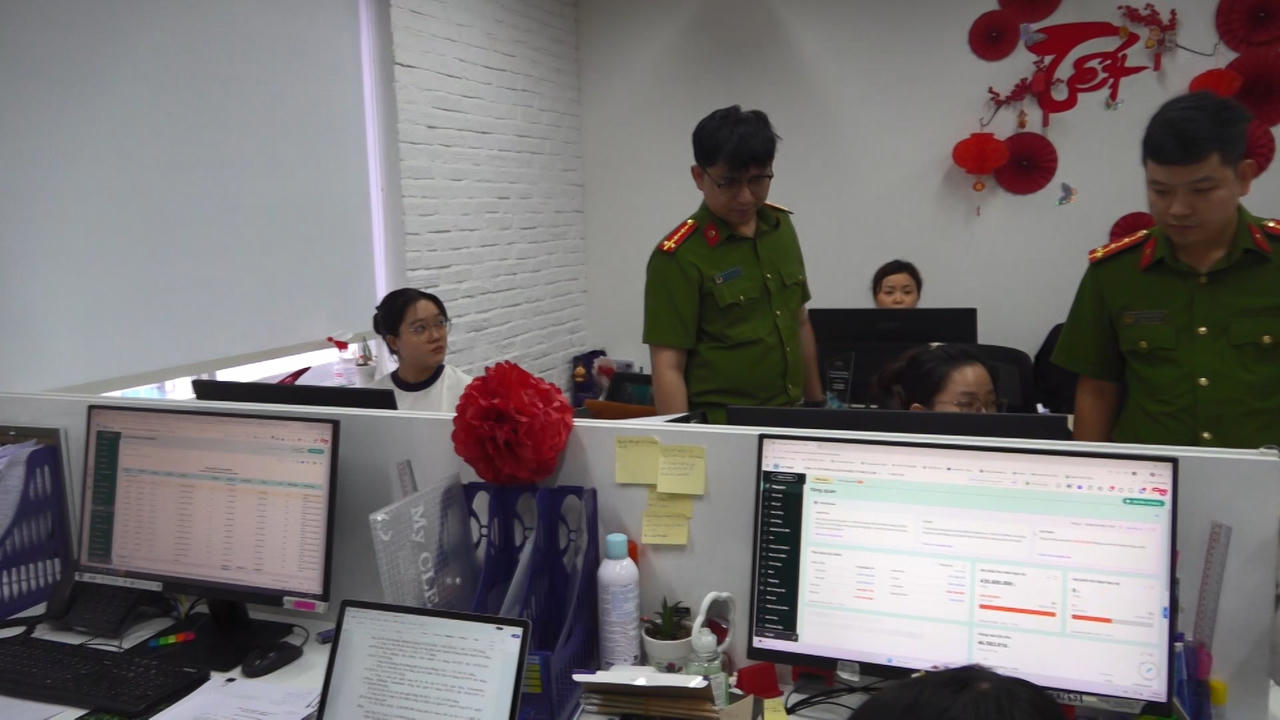 TP Hồ Chí Minh khởi tố 11 vụ án, gần 200 bị can núp bóng doanh nghiệp lừa đảo mua bán hợp đồng kỳ nghỉ