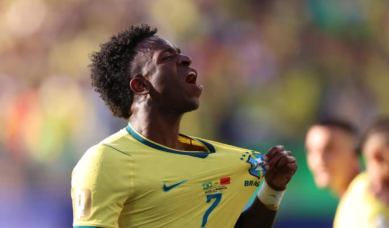 Vinicius tuy&ecirc;n bố rằng anh muốn c&ugrave;ng Brazil v&ocirc; địch thế giới
