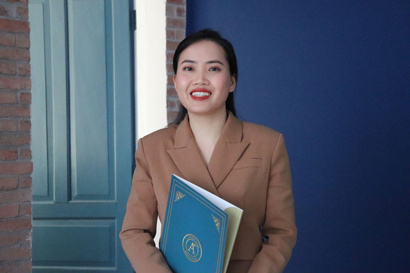 Luật sư Ph&ugrave;ng Thị Huyền - Người b&agrave;o chữa cho b&agrave; B&igrave;nh tại phi&ecirc;n to&agrave; sơ thẩm.