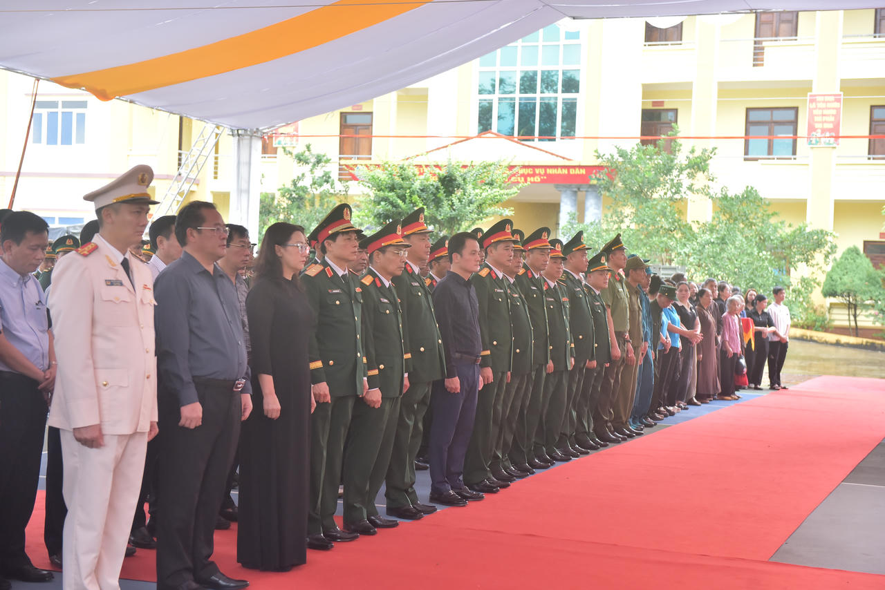 Các đại bi&ecirc;̉u tham dự bu&ocirc;̉i l&ecirc;̃