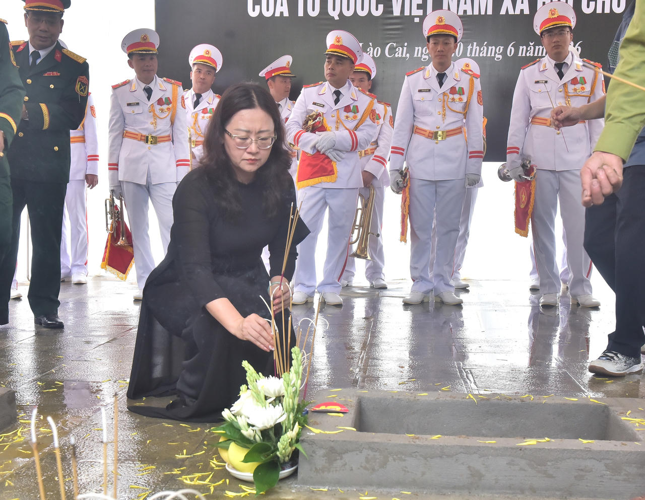 L&agrave;o Cai truy điệu, an t&aacute;ng 9 h&agrave;i cốt liệt sĩ hy sinh trong chiến tranh bảo vệ bi&ecirc;n giới ph&iacute;a Bắc