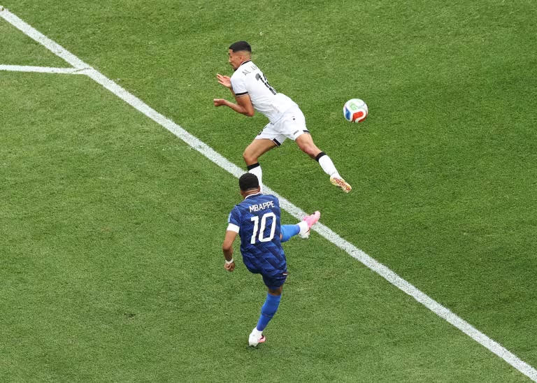 Ch&acirc;n s&uacute;t của đội tuyển Ph&aacute;p đang c&oacute; phong độ tuyệt vời sau 2 v&ograve;ng đấu tại World Cup 2026 (Ảnh: FIFA)