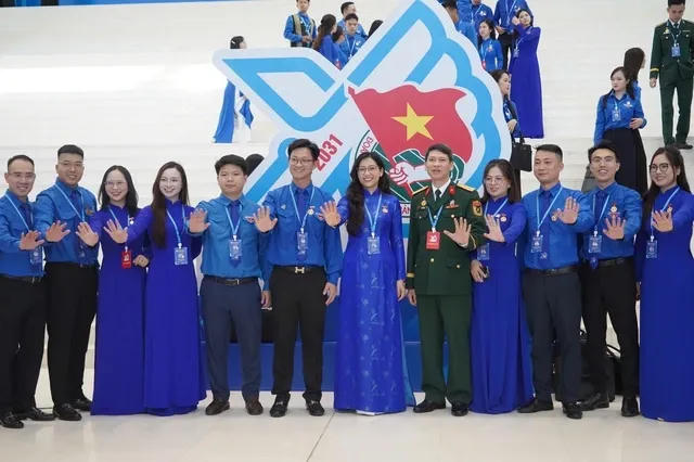 C&aacute;c đại biểu tại Phi&ecirc;n thứ nhất, Đại hội Đo&agrave;n to&agrave;n quốc lần thứ XIII.
