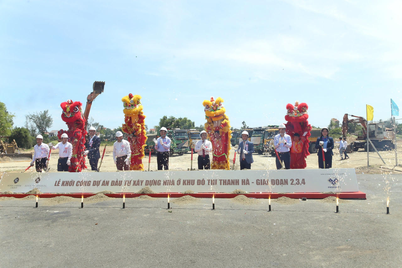 Tập đo&agrave;n Royal Capital Group tổ chức lễ khởi c&ocirc;ng dự &aacute;n Đầu tư x&acirc;y dựng nh&agrave; ở Khu đ&ocirc; thị Thanh H&agrave;.