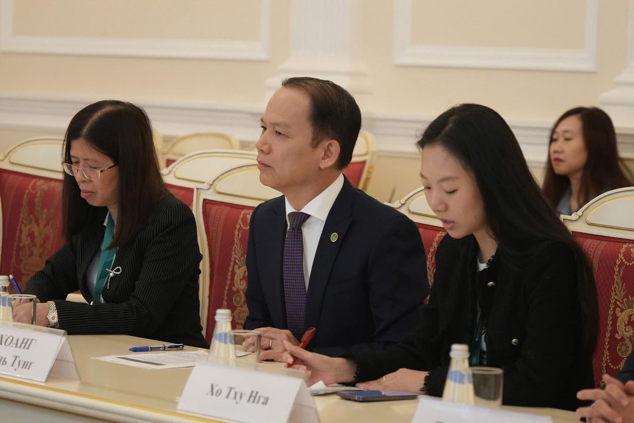 Tăng cường quan hệ hợp tác giữa Bộ Tư pháp Việt Nam và Ủy ban Đối ngoại Saint Petersburg, Liên bang Nga