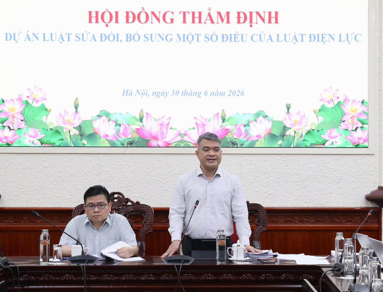 Thứ trưởng Nguyễn Thanh T&uacute; ph&aacute;t biểu tại buổi thẩm định.&nbsp;