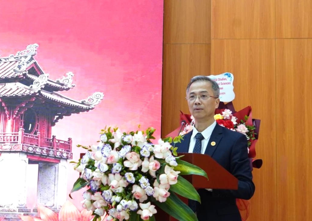TS. Đặng Xu&acirc;n Thanh, Ph&oacute; Chủ tịch Viện H&agrave;n l&acirc;m ph&aacute;t biểu.