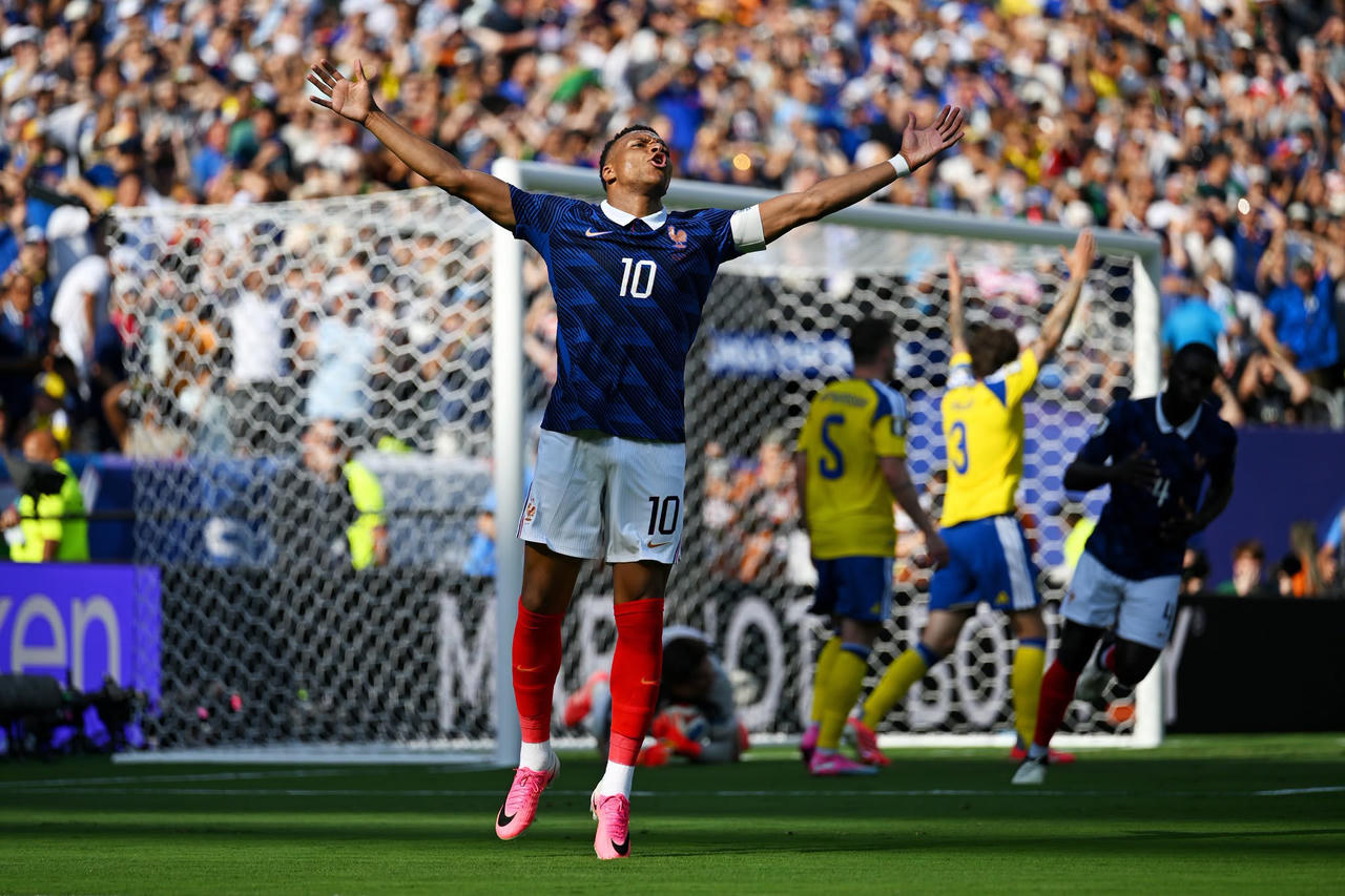 Kylian Mbappe&nbsp; của Ph&aacute;p ăn mừng sau khi ghi b&agrave;n thắng cho đội tuyển trong trận đấu v&ograve;ng 32 World Cup 2026 giữa Ph&aacute;p v&agrave; Thụy Điển tại s&acirc;n vận động New York New Jersey&nbsp; (Ảnh FIFA)