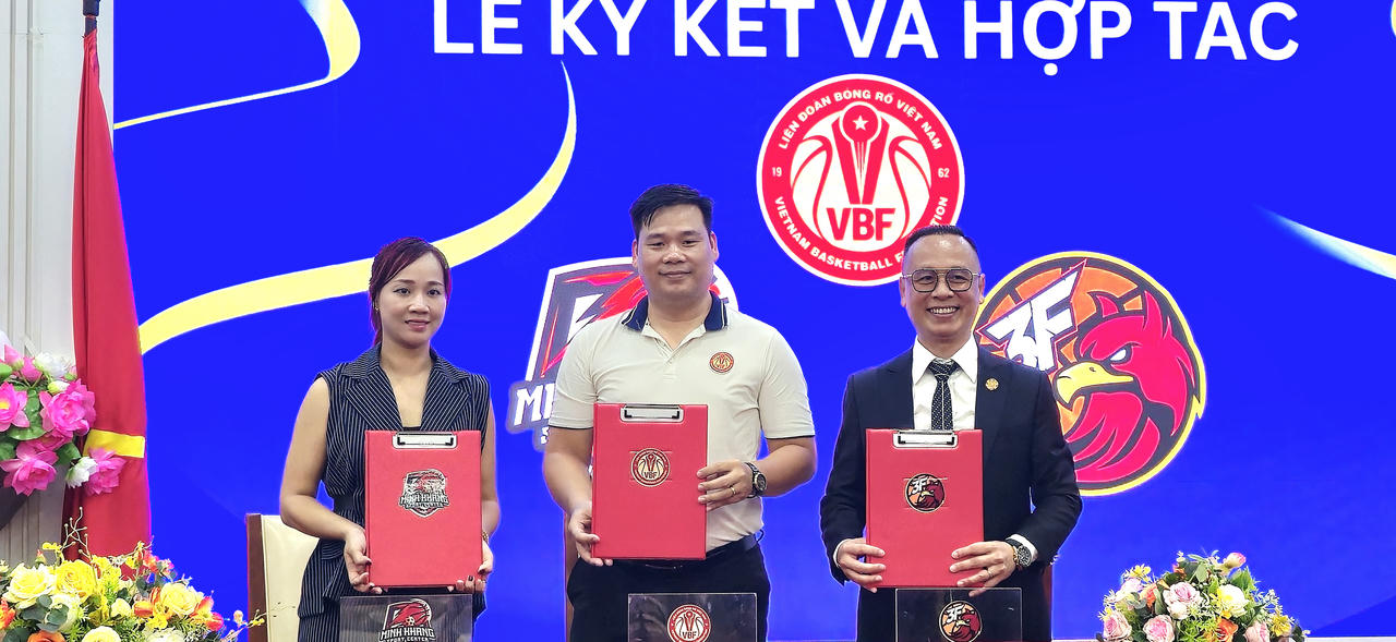 Li&ecirc;n đo&agrave;n B&oacute;ng rổ Việt Nam, C&ocirc;ng ty Minh Khang Center v&agrave; C&ocirc;ng ty Thể thao 3F Galaxy k&yacute; kết hợp t&aacute;c nhằm triển khai giải đấu trong 3 năm tới.