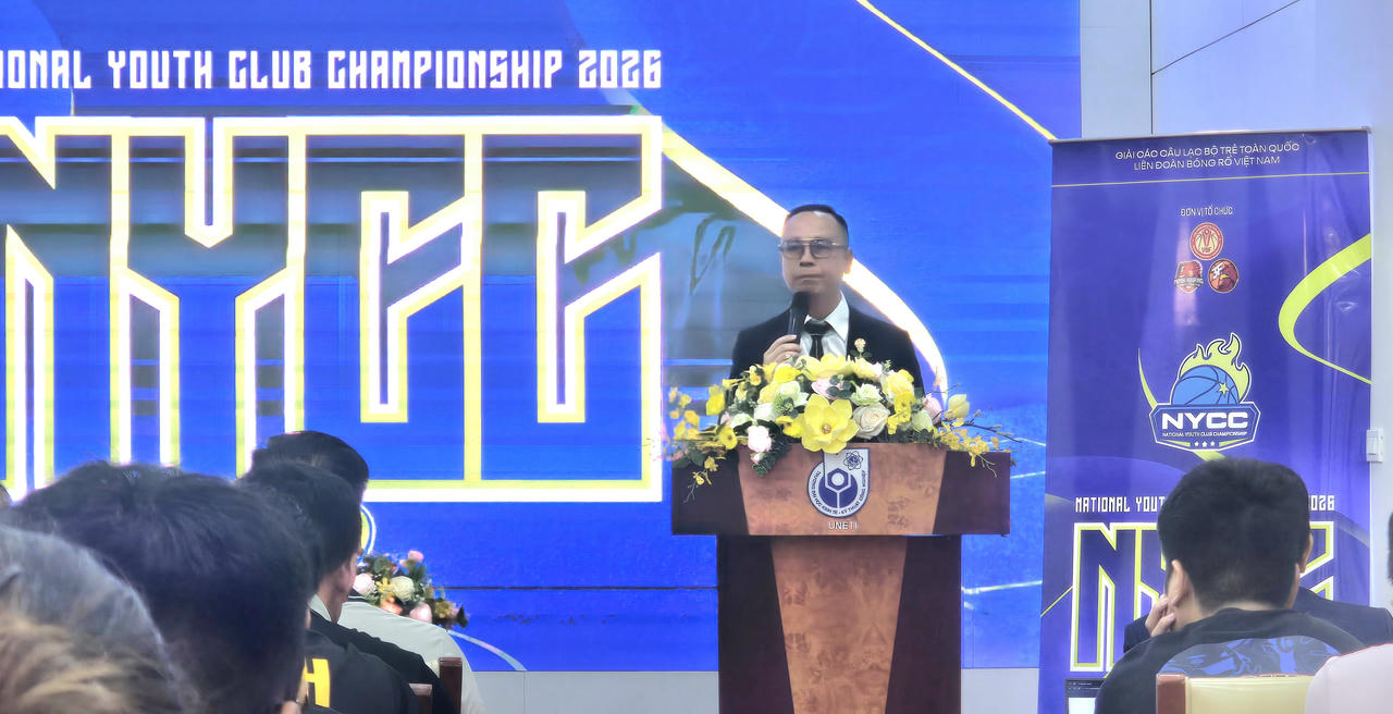 &Ocirc;ng Nguyễn Quốc Thịnh: Ch&uacute;ng t&ocirc;i cam kết tiếp tục lắng nghe, cải thiện để giải đấu ng&agrave;y c&agrave;ng ph&aacute;t triển, g&oacute;p phần nu&ocirc;i dưỡng đam m&ecirc; v&agrave; tạo nền tảng cho b&oacute;ng rổ trẻ Việt Nam.
