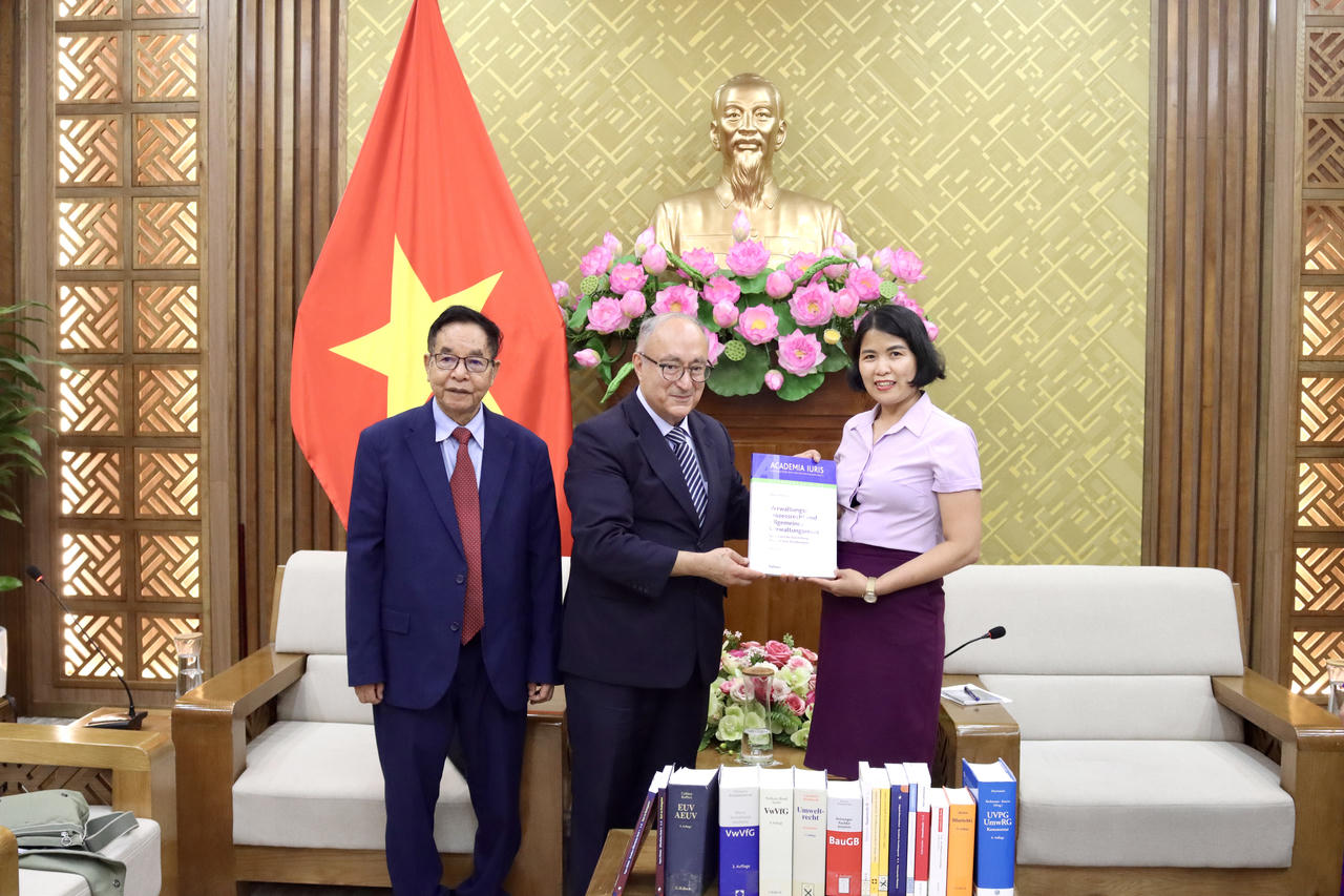 Mở rộng hợp tác đào tạo, phát triển nguồn nhân lực pháp luật chất lượng cao Việt Nam - Đức