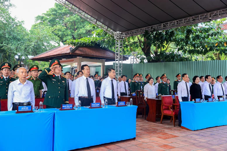 Thủ tướng L&ecirc; Minh Hưng: Bằng mọi gi&aacute;, phải nỗ lực, quyết t&acirc;m cao nhất để t&igrave;m kiếm, quy tập v&agrave; x&aacute;c định danh t&iacute;nh h&agrave;i cốt liệt sĩ- Ảnh 6.