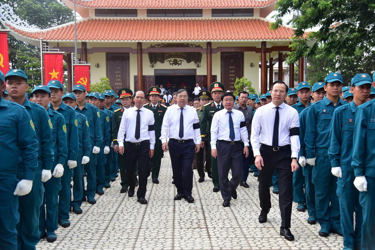 T&acirc;y Ninh truy điệu, an t&aacute;ng 173 h&agrave;i cốt liệt sĩ qu&acirc;n t&igrave;nh nguyện hy sinh tại Campuchia
