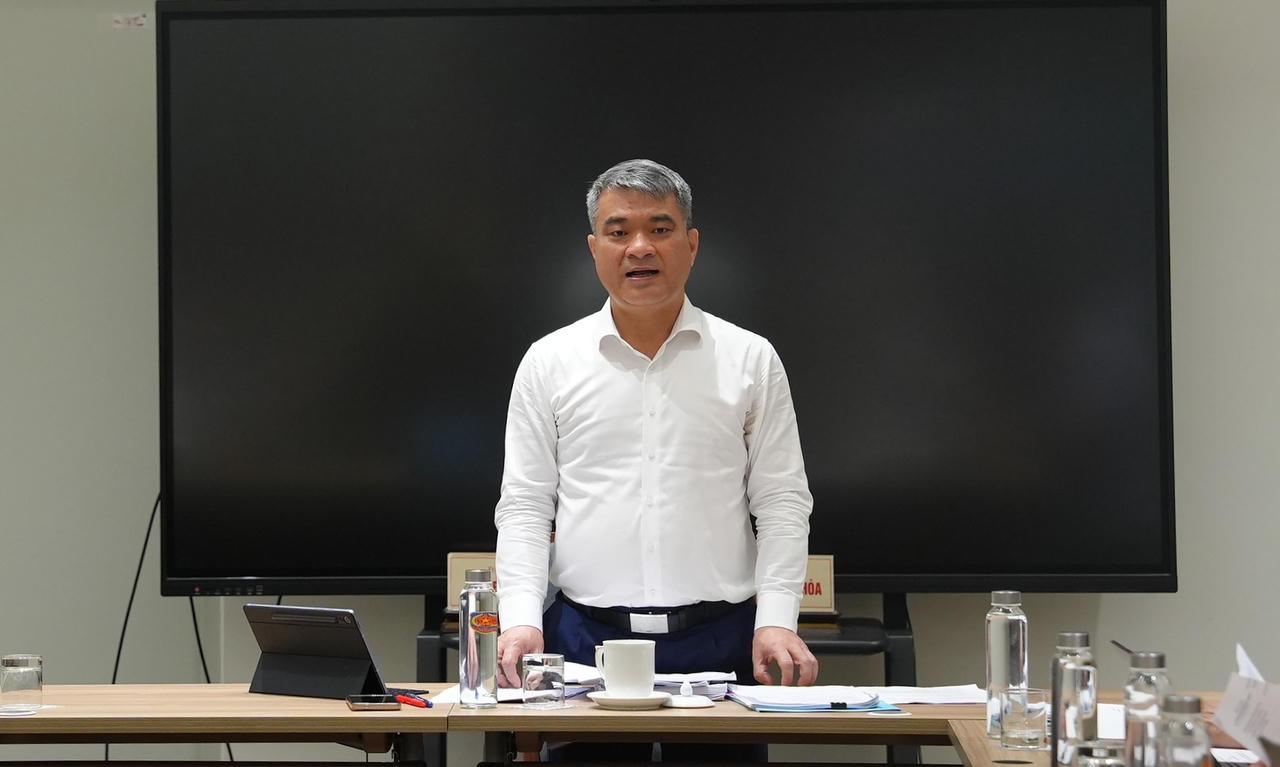 Thứ trưởng Nguyễn Thanh T&uacute; ph&aacute;t biểu tại Hội đồng thẩm định.
