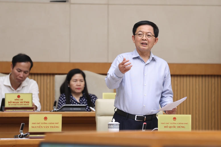 Thủ tướng: Thể chế phải tạo đột ph&aacute; ph&aacute;t triển v&agrave; thực thi phải hiệu quả, kh&ocirc;ng trở th&agrave;nh 'điểm nghẽn của điểm nghẽn'- Ảnh 4.