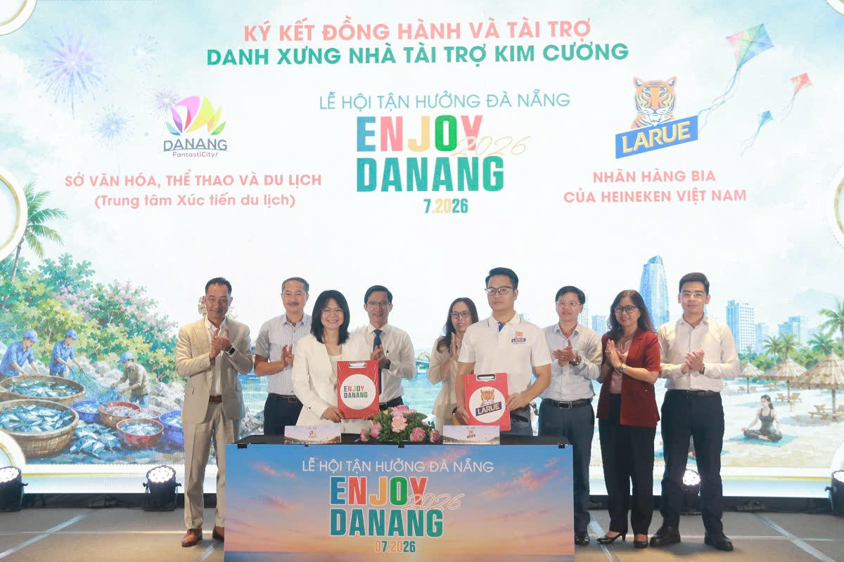 Sở VHTTDL Đ&agrave; Nẵng v&agrave; đơn vị đồng h&agrave;nh k&yacute; bi&ecirc;n bản ghi nhớ hợp t&aacute;c chiến lược trong chương tr&igrave;nh Lễ hội Tận hưởng Đ&agrave; Nẵng 2026.