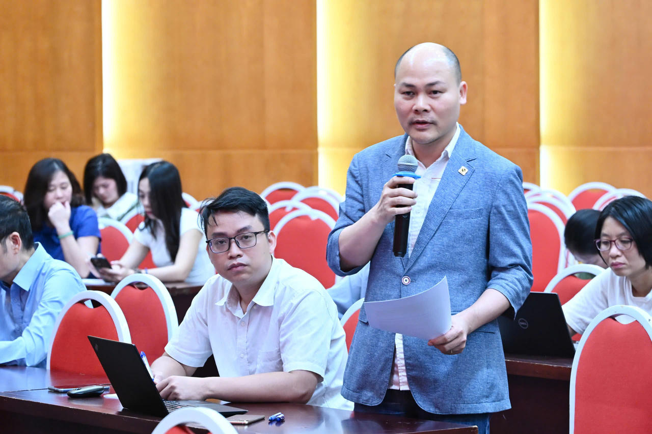 C&aacute;c đại biểu trao đổi tại Hội thảo (Ảnh: MST)