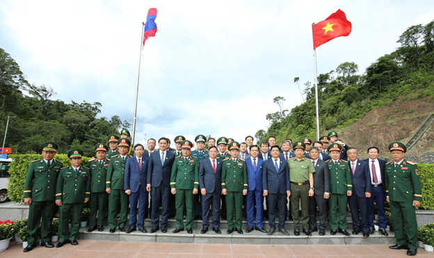 Giao lưu Hữu nghị Quốc ph&ograve;ng Bi&ecirc;n giới Việt Nam &ndash; L&agrave;o ch&iacute;nh thức bắt đầu