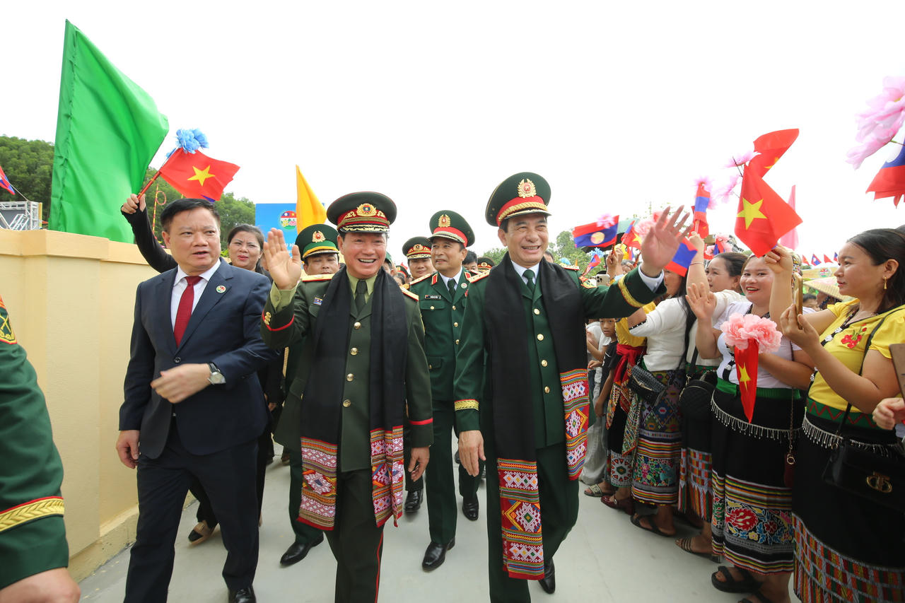 Giao lưu Hữu nghị Quốc phòng Biên giới: Thắt chặt tình hữu nghị 2 nước Việt Nam – Lào