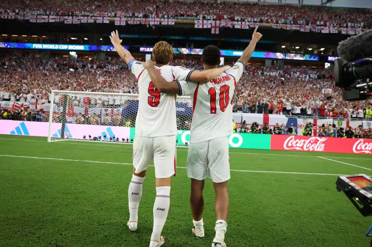 Bellingham v&agrave; Harry Kane đang l&agrave; 2 tay săn b&agrave;n lợi hại của đội tuyển Anh (Ảnh FIFA)