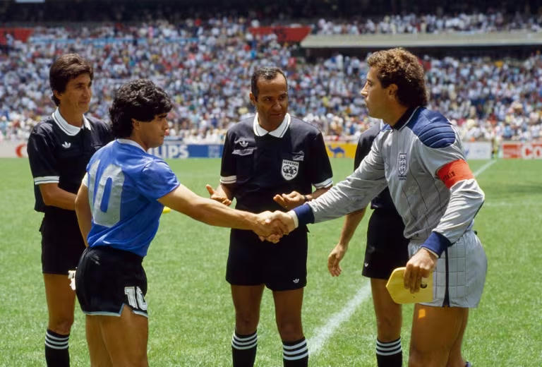 Trận đấu giữa Anh v&agrave; Argentina tại World Cup 1986 (Ảnh: FIFA)