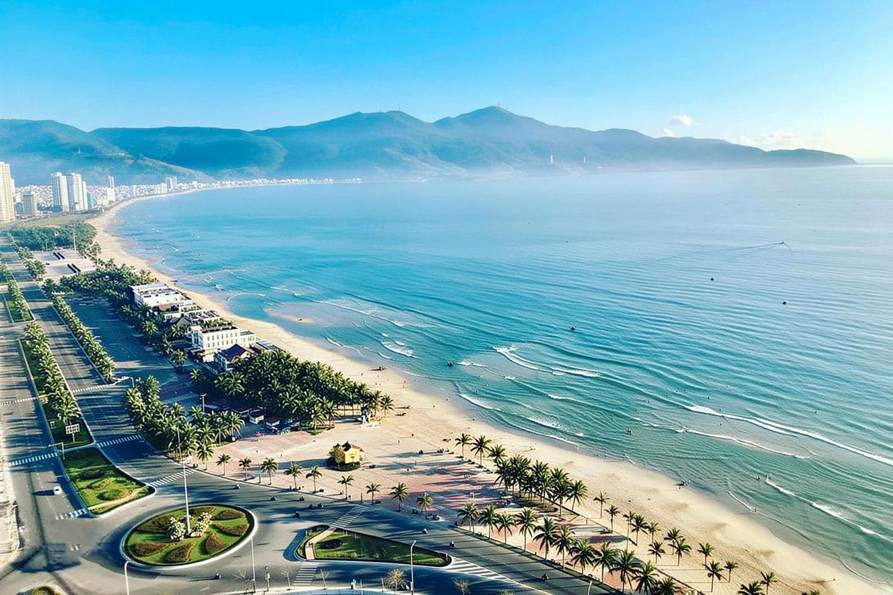 B&atilde;i biển Đ&agrave; Nẵng