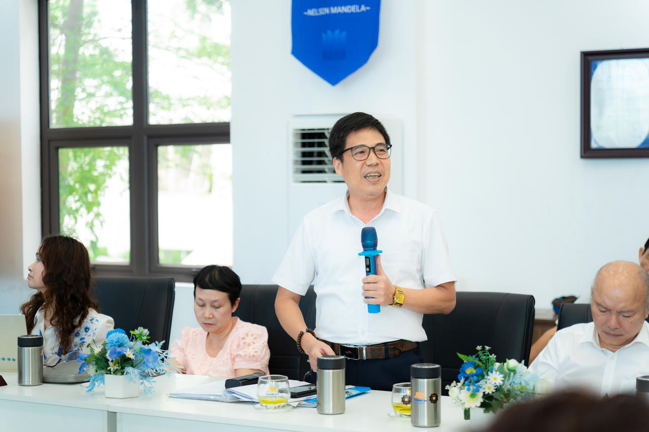 TS. Luật sư Lưu B&igrave;nh Dương, Gi&aacute;m đốc C&ocirc;ng ty luật TNHH Đại Ph&uacute;c Việt (Đo&agrave;n luật sư tỉnh Th&aacute;i Nguy&ecirc;n) thảo luận tại Hội thảo.
