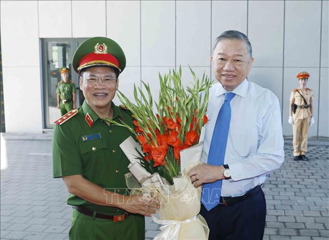 Ch&uacute; th&iacute;ch ảnh