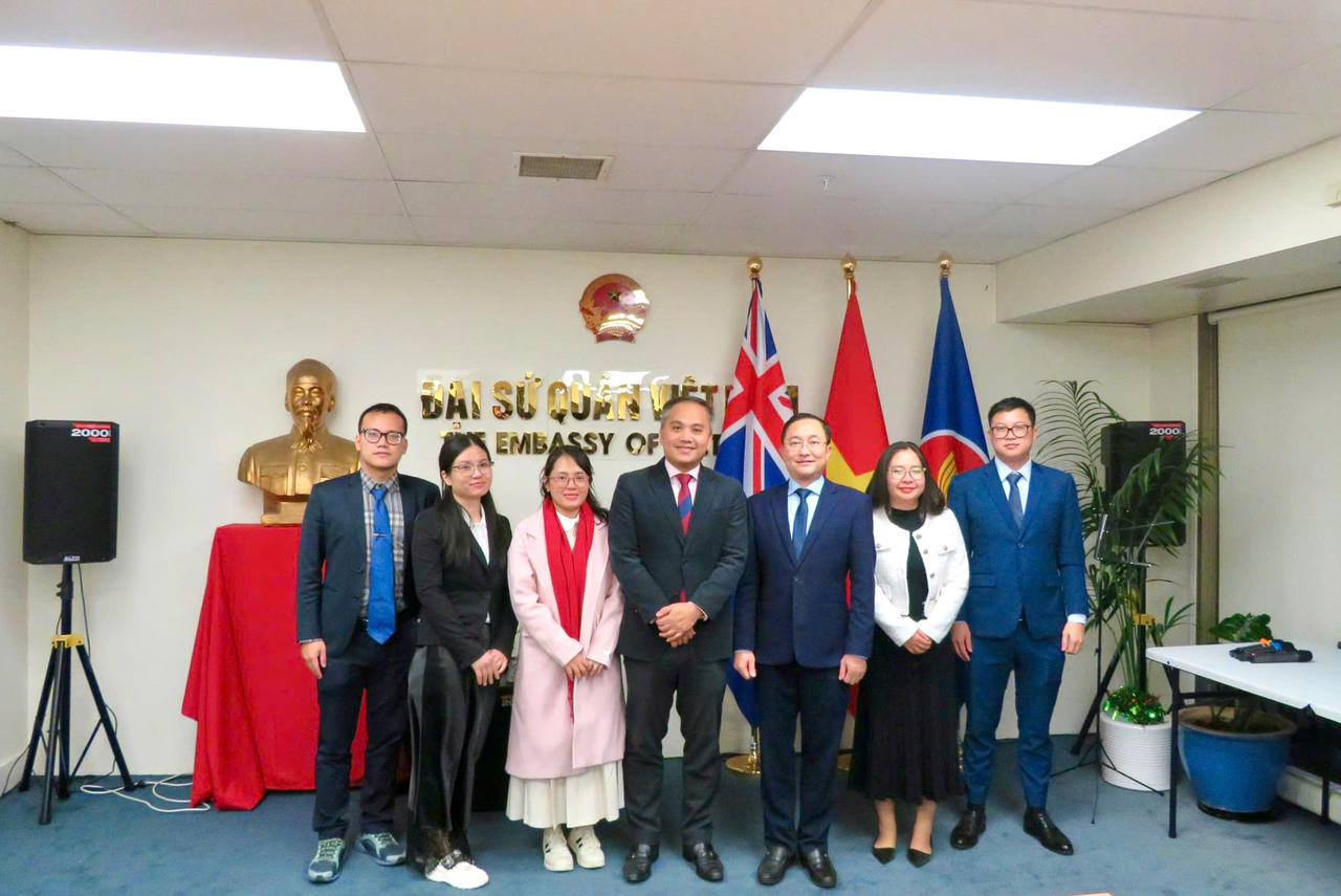 Nghi&ecirc;n cứu, học tập kinh nghiệm về phổ biến, gi&aacute;o dục ph&aacute;p luật tại New Zealand