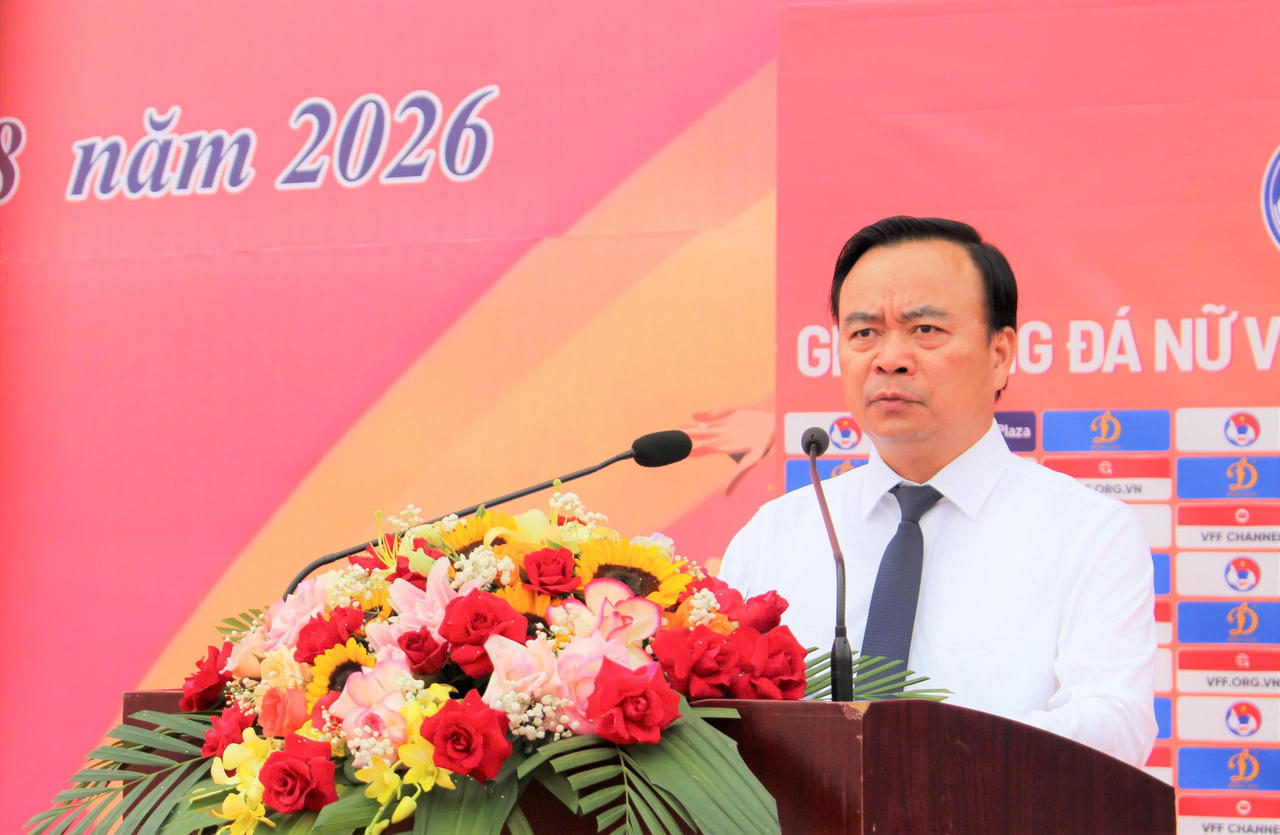 &Ocirc;ng H&agrave; Trung Chiến, Ph&oacute; Chủ tịch UBND tỉnh Sơn La ph&aacute;t biểu tại lễ khai mạc.