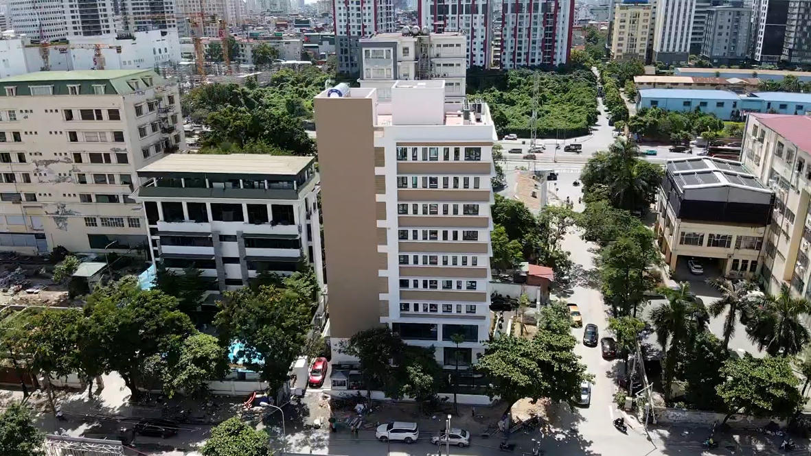 Trung t&acirc;m Ph&aacute;p y H&agrave; Nội v&agrave; h&agrave;nh tr&igrave;nh 'an cư lạc nghiệp'