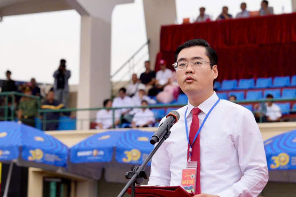 &Ocirc;ng Nguyễn Quang Diện &ndash; Chủ tịch UBND phường Đồ Sơn ph&aacute;t biểu (Ảnh: Đại Thắng)