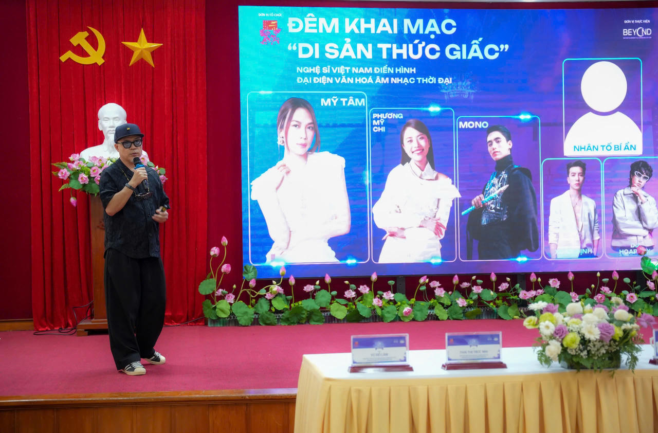 Chương tr&igrave;nh c&oacute; sự tham dự của nhiều nghệ sĩ nổi tiếng trong nước v&agrave; quốc tế. (Ảnh: L&ecirc; Ho&agrave;ng)