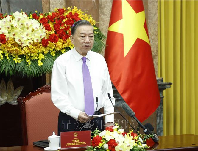 Ch&uacute; th&iacute;ch ảnh