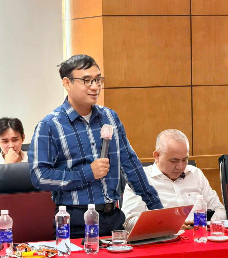 C&aacute;c đại biểu đ&oacute;ng g&oacute;p &yacute; kiến. Ảnh : HVTP