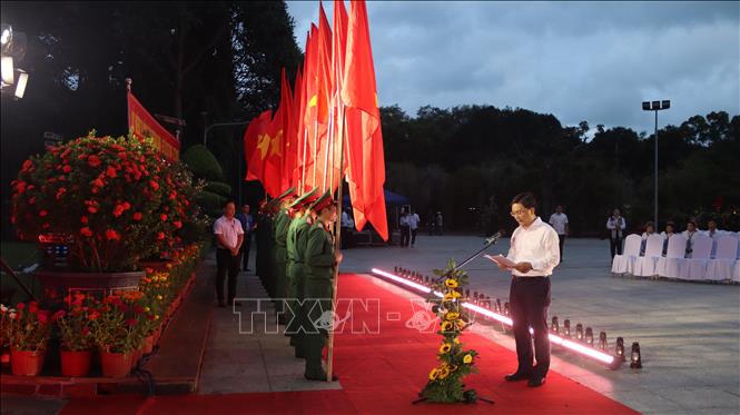 Ch&uacute; th&iacute;ch ảnh