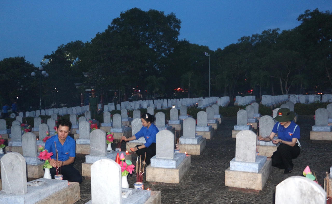 Bộ trưởng Bộ Tư pháp Hoàng Thanh Tùng dự cầu truyền hình 'Sao sáng dẫn đường' tại Quảng Trị