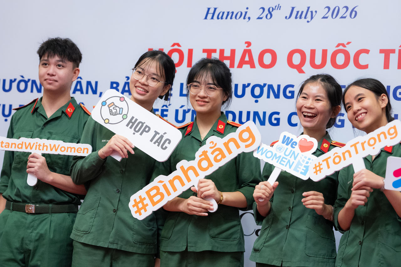 Việt Nam tăng cường năng lực g&igrave;n giữ h&ograve;a b&igrave;nh, lấy con người l&agrave;m trung t&acirc;m trong kỷ nguy&ecirc;n AI
