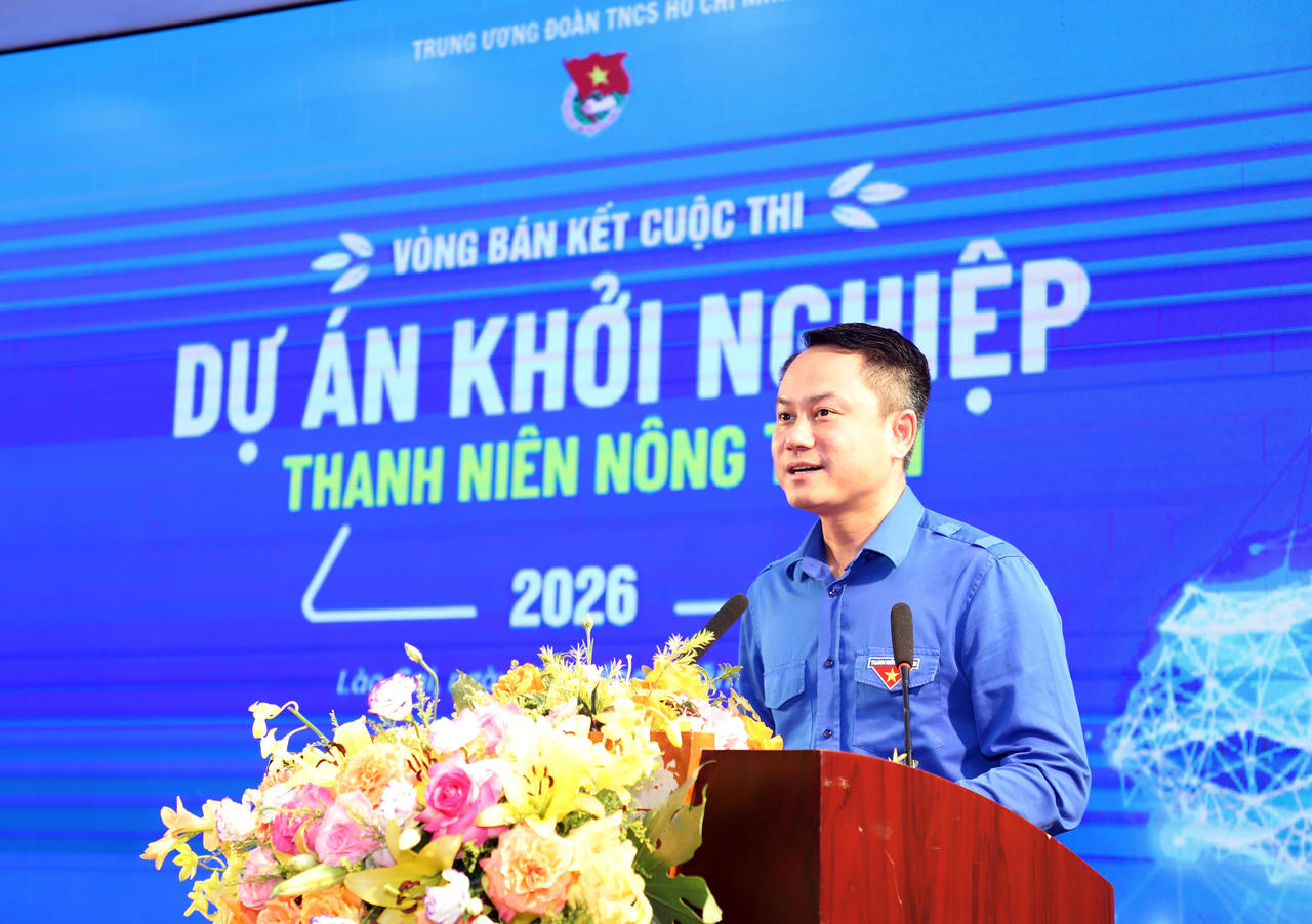 &Ocirc;ng Nguyễn Kim Quy, B&iacute; thư Trung ương Đo&agrave;n, Ph&oacute; Chủ tịch Thường trực Trung ương Hội LHTN Việt Nam ph&aacute;t biểu khai mạc. (Ảnh: Đ.H)