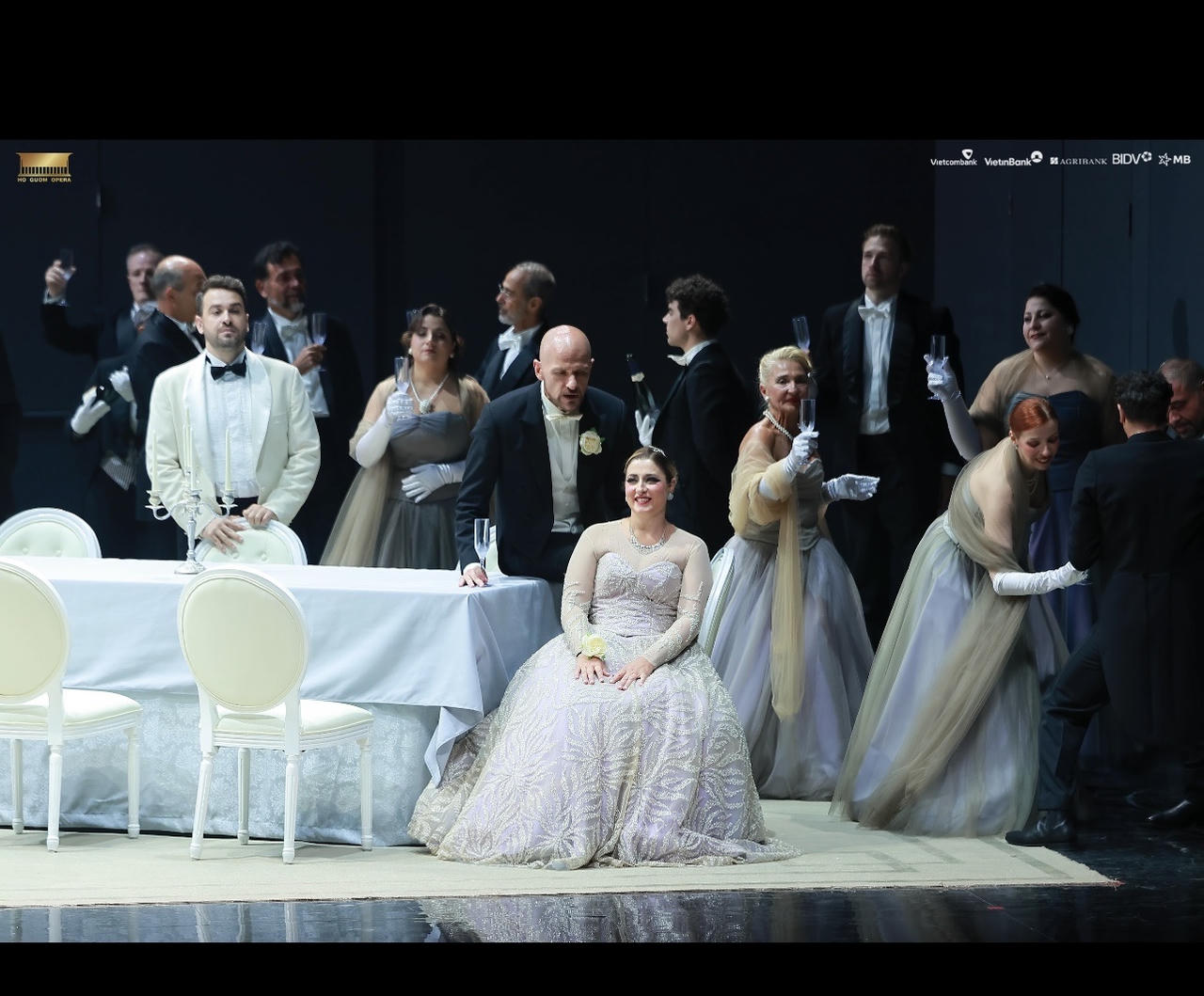 'La Traviata'  c&oacute; buổi biểu diễn v&agrave;o tối 30 - 31/7/2026, tại Nh&agrave; h&aacute;t Hồ Gươm (ảnh NHHG).