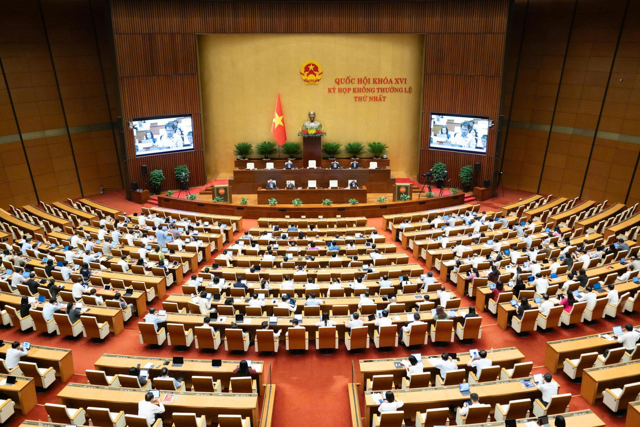 Quang cảnh phi&ecirc;n họp. Ảnh: Quochoi.vn